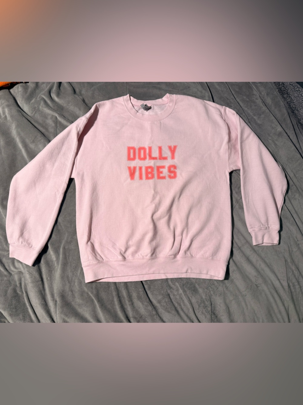 Gildan Light Pink Crewneck Sweater with Coral 'DOLLY VIBES' Text